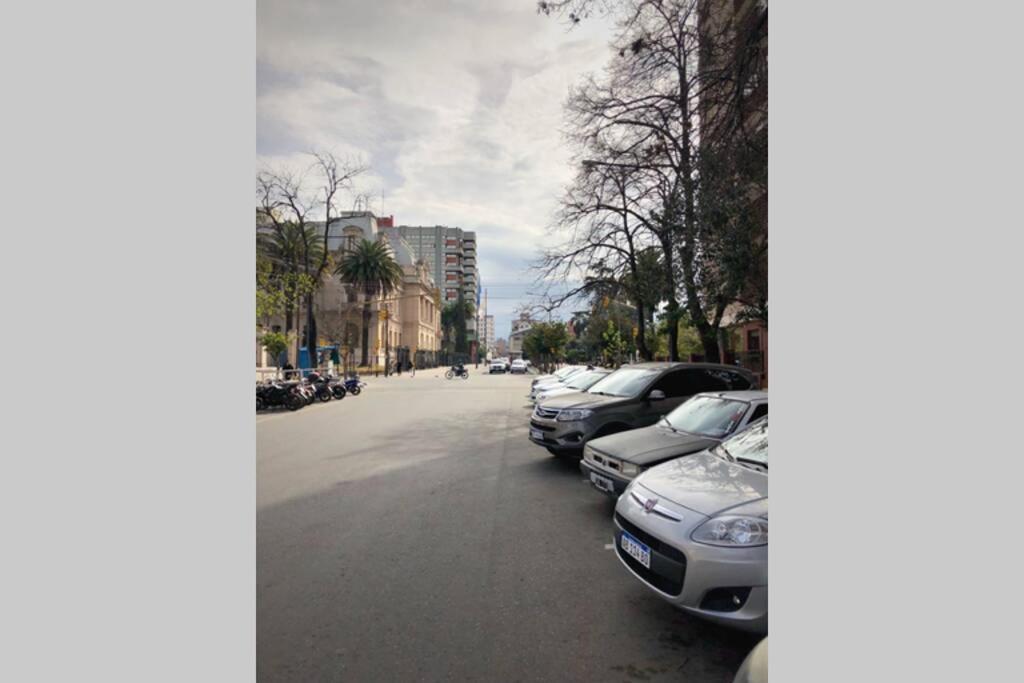 Departamento Centrico A Metros De Plaza Belgrano Διαμέρισμα San Salvador de Jujuy Εξωτερικό φωτογραφία